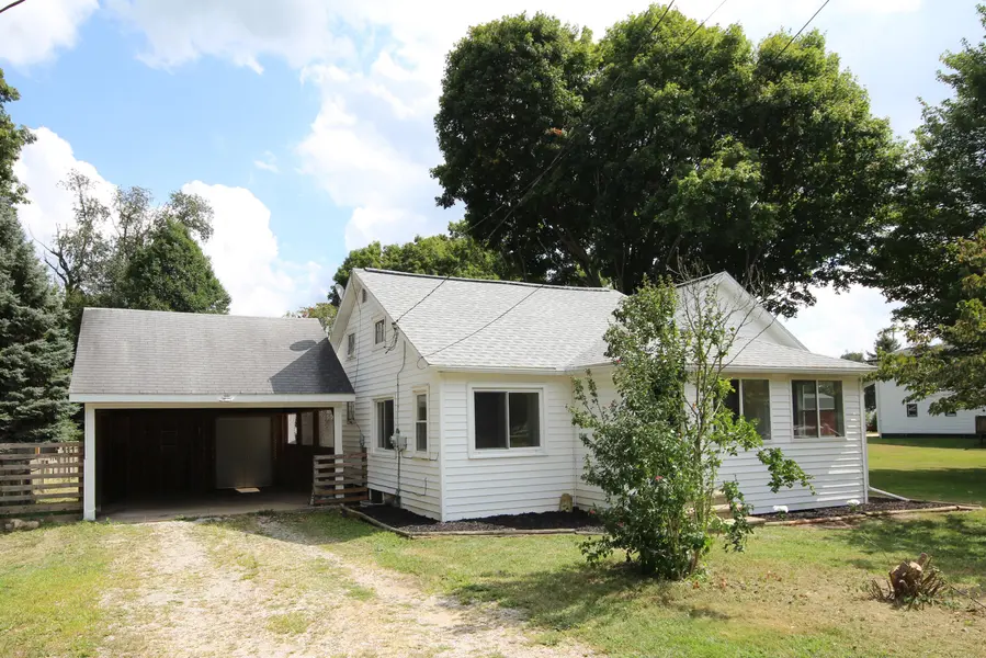 645 Hamilton ST, Vicksburg, MI 49097