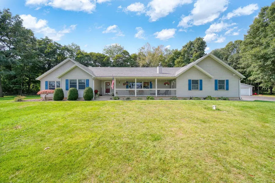 10000 Somerville RD, Rives Junction, MI 49277