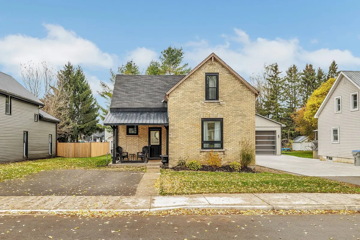 Huron East, ON N0G 1H0,272 Princess ST