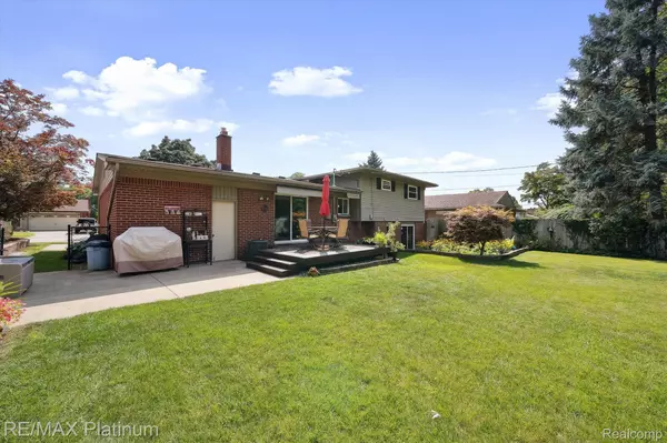 Livonia, MI 48154,14555 PARK ST