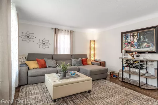 Pontiac, MI 48341,241 PIONEER DR