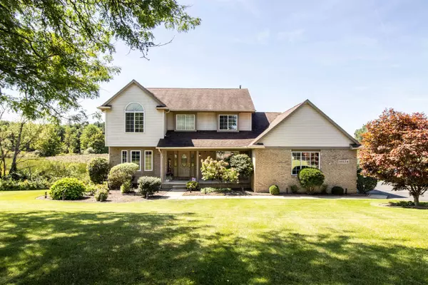 South Lyon, MI 48178,11124 Powhatan CT