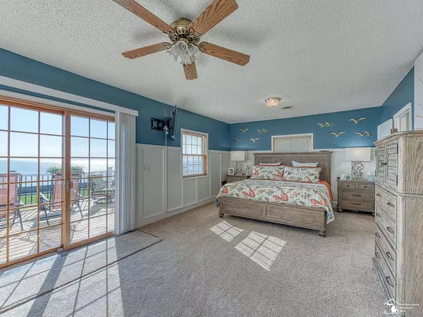 Luna Pier, MI 48157,4357 15th ST