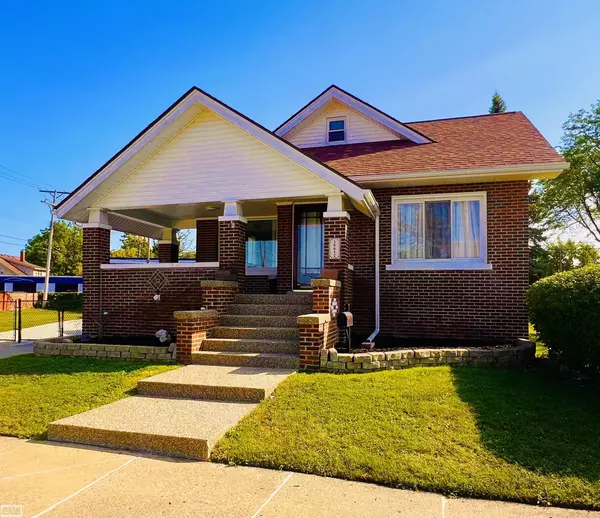 16612 Rosemary ST, Fraser, MI 48026