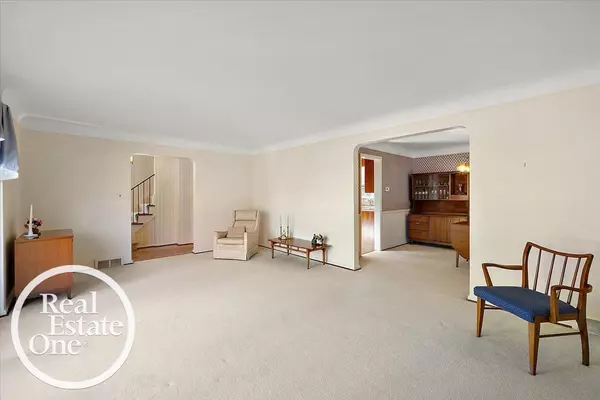 Grosse Pointe Woods, MI 48236,1769 Newcastle RD