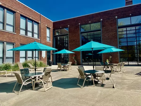 South Haven, MI 49090,525 Superior ST #102