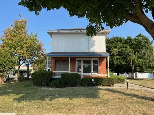 318 Woodworth AVE, Alma, MI 48801