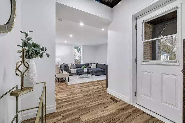 Huron East, ON N0G 1H0,272 Princess ST