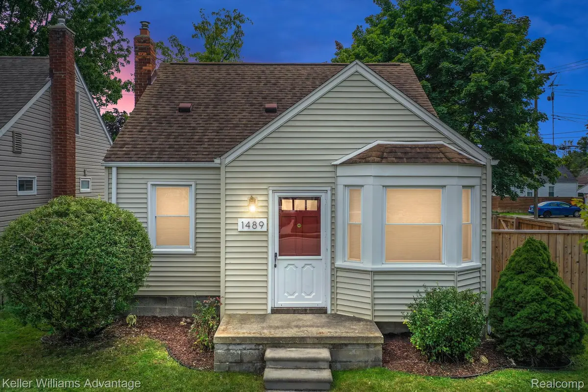 1489 WEST BLVD, Berkley, MI 48072