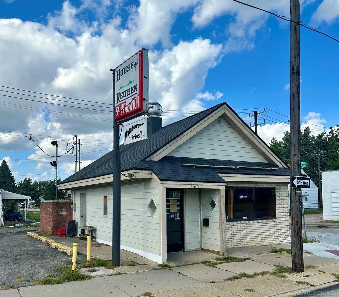 14693 E 8 Mile RD, Warren, MI 48089