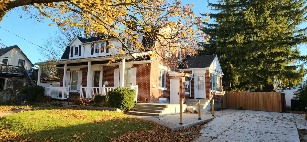 Hanover, ON N4N 2V1,477 12th AVE