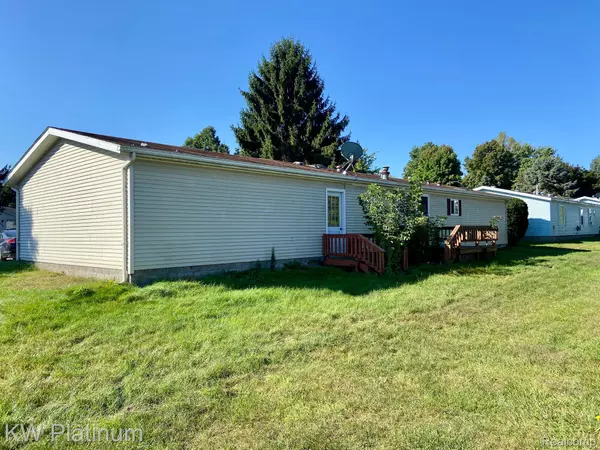 Croswell, MI 48422,2287 MARK ST