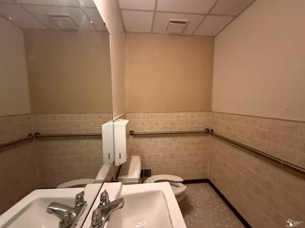 Newport, MI 48166,7521 N Telegraph RD