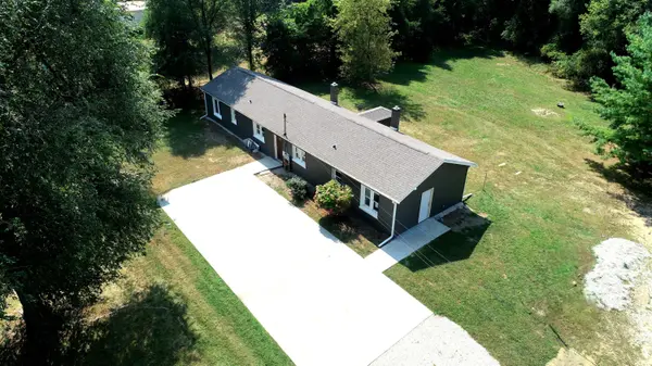 19681 Waubascon RD, Battle Creek, MI 49017