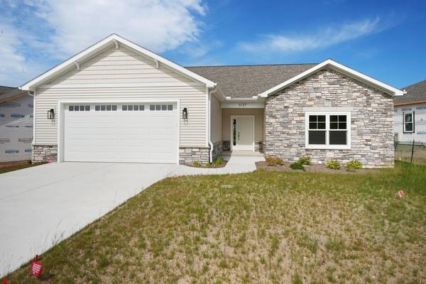 5127 Sheffer Farm RD, Traverse City, MI 49685