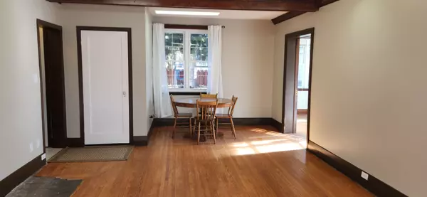 Hanover, ON N4N 2V1,477 12th AVE