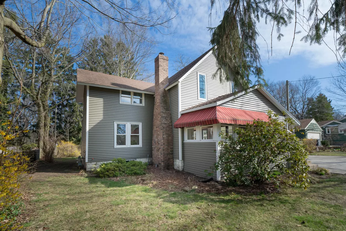 South Haven, MI 49090,911 Superior ST