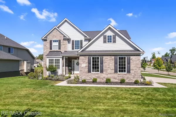 South Lyon, MI 48178,55624 SUNNINGDALE DR