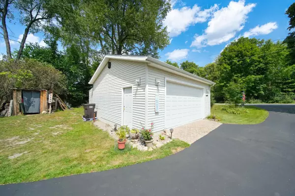 Brooklyn, MI 49230,294 E Ridge RD