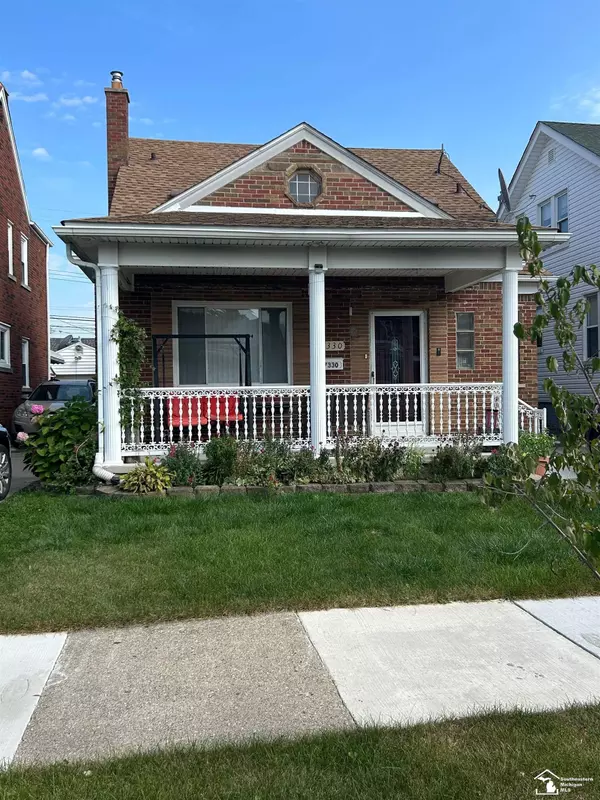 7330 Barrie ST,  Dearborn,  MI 48126