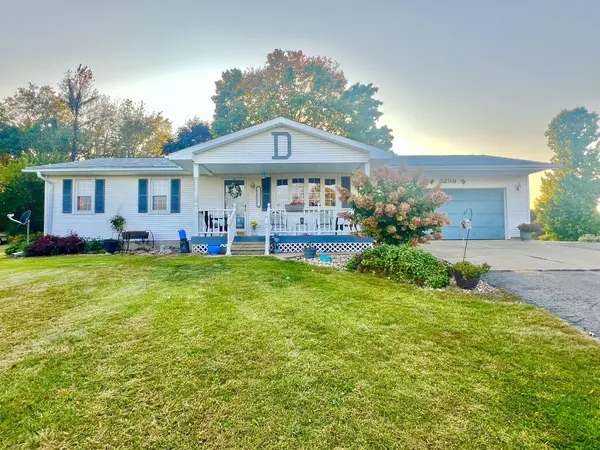 2298 Pondbrooke DR, Hillsdale, MI 49242