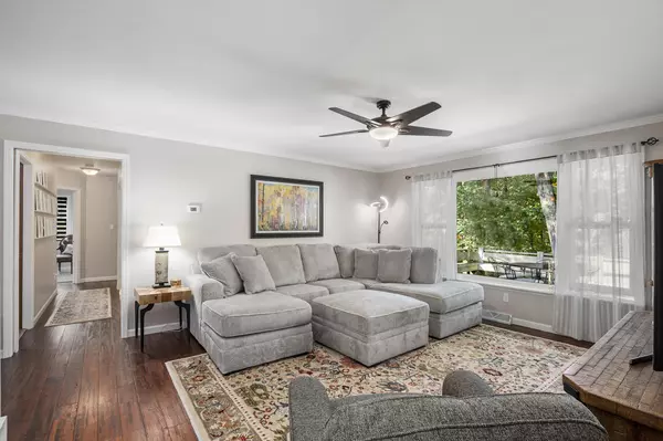 Battle Creek, MI 49017,21043 Dana DR