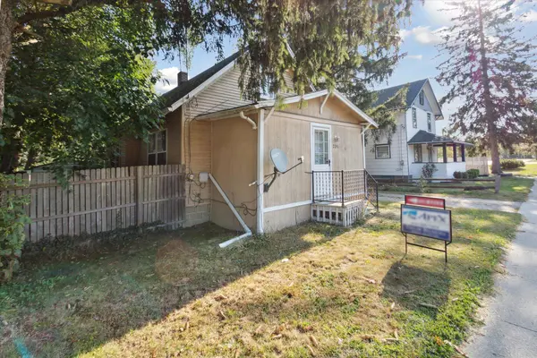 Holt, MI 48842,2296 Cedar ST