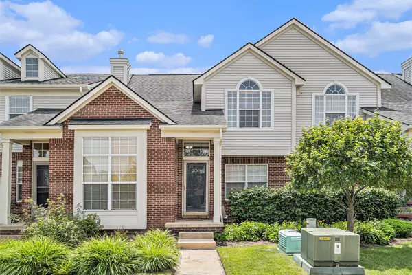 Commerce Twp, MI 48390,21203 Alexa DR