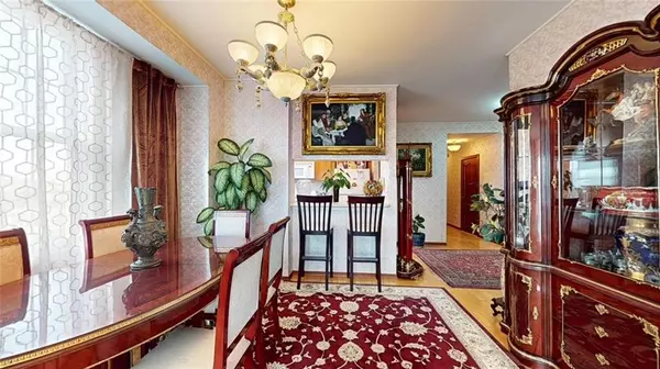 Brooklyn, NY 11235,45 Oceana DR East #8A