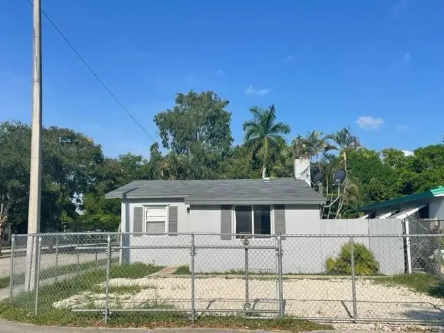 1301 NW 3RD AV, Fort Lauderdale, FL 33311