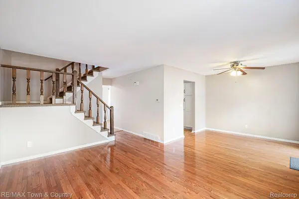 Flushing, MI 48433,508 CHAMBERLAIN ST #9