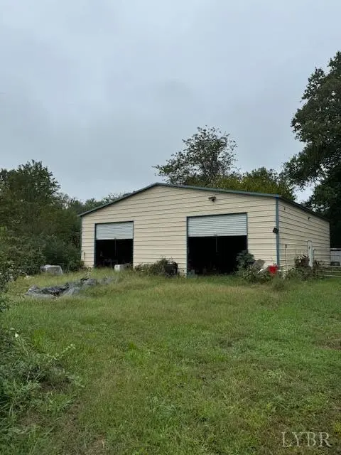 Wingina, VA 24599,3535 Cabell RD