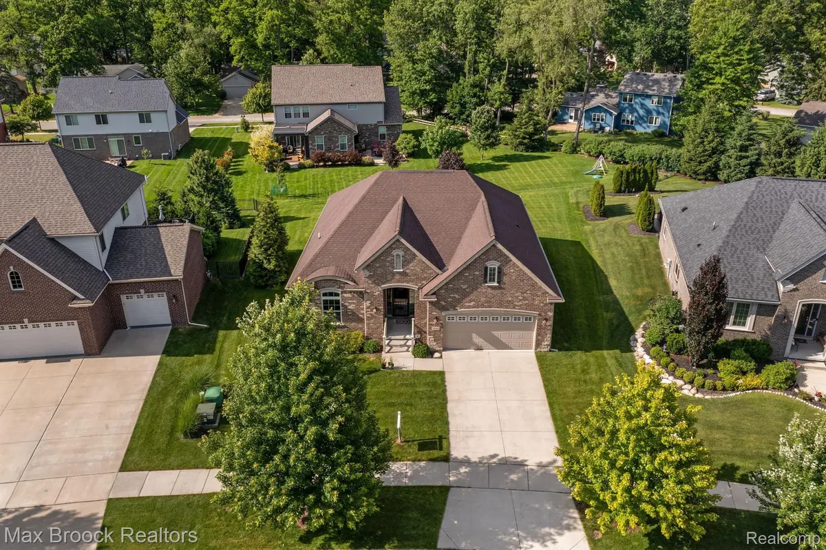 Commerce Twp, MI 48390,3186 FORTUNE LANE