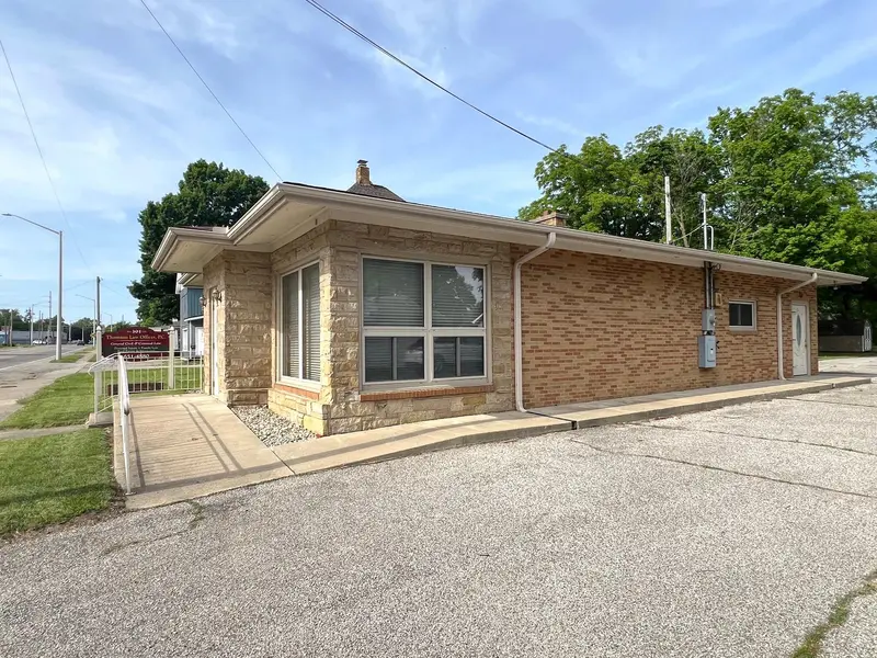 301 N Nottawa ST, Sturgis, MI 49091