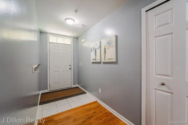 Brighton, MI 48116,4275 DEESIDE DR