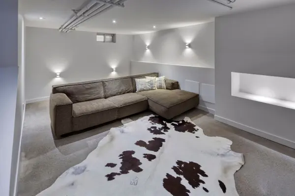 Toronto C09, ON M4W 1T5,70 Crescent RD