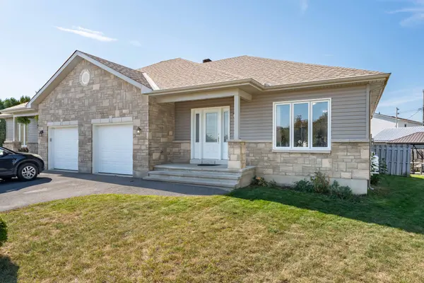 The Nation, ON K0C 2B0,11 Place Madeleine PL