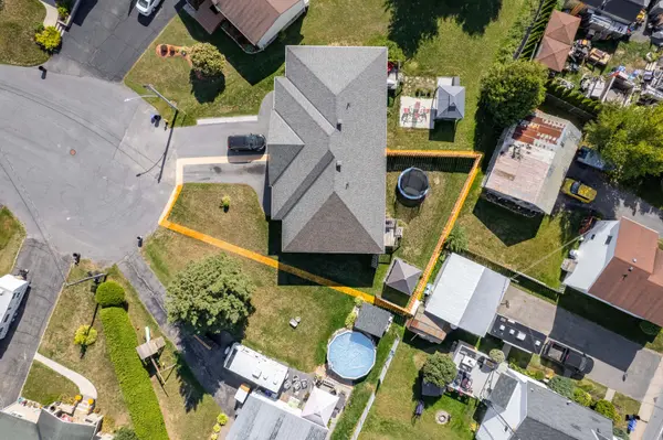 The Nation, ON K0C 2B0,11 Place Madeleine PL