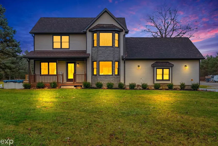 9735 Lambs RD, Wales, MI 48041