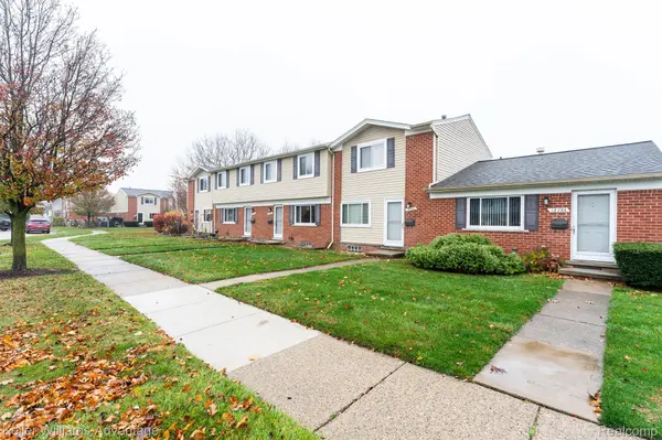 Clinton Township, MI 48035,18760 Kendell CT