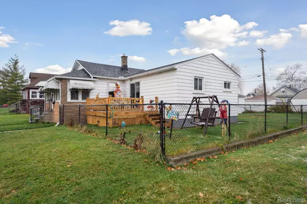 Ecorse, MI 48229,4236 9TH ST