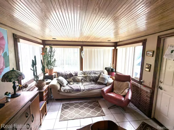 Eastpointe, MI 48021,19034 DIJON AVE