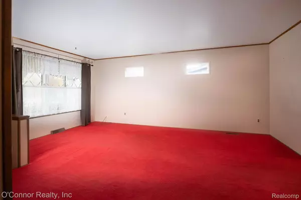 Algonac, MI 48001,2141 WASHINGTON ST