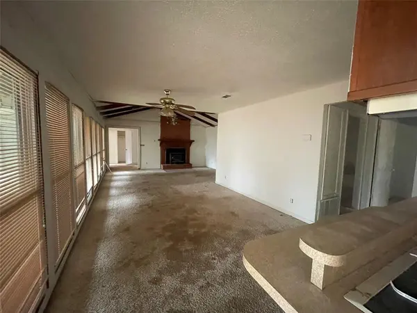 Mooringsport, LA 71060,8696 Highway 169