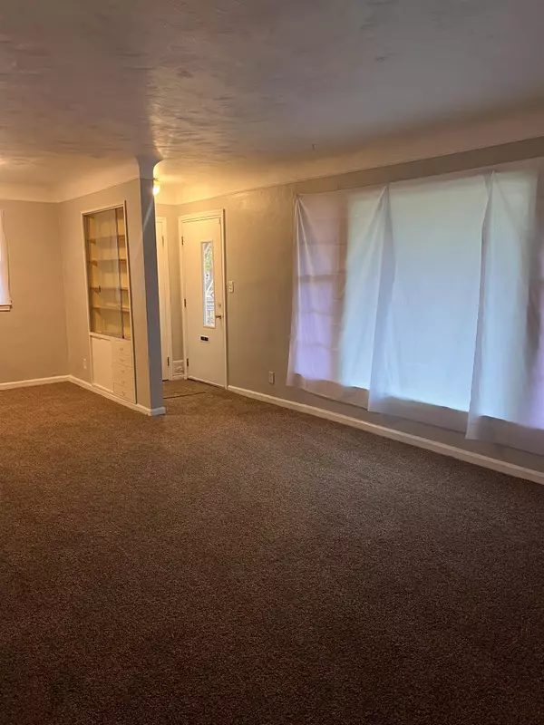 Flint, MI 48507,2910 Shawnee AVE