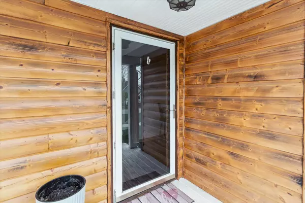 Ithaca, MI 48847,325 E North ST