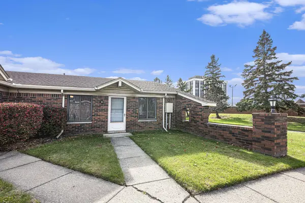 30791 Washington BLVD #13, Warren, MI 48093