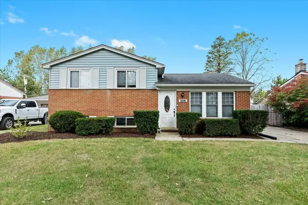 South Lyon, MI 48178,206 Harvard AVE