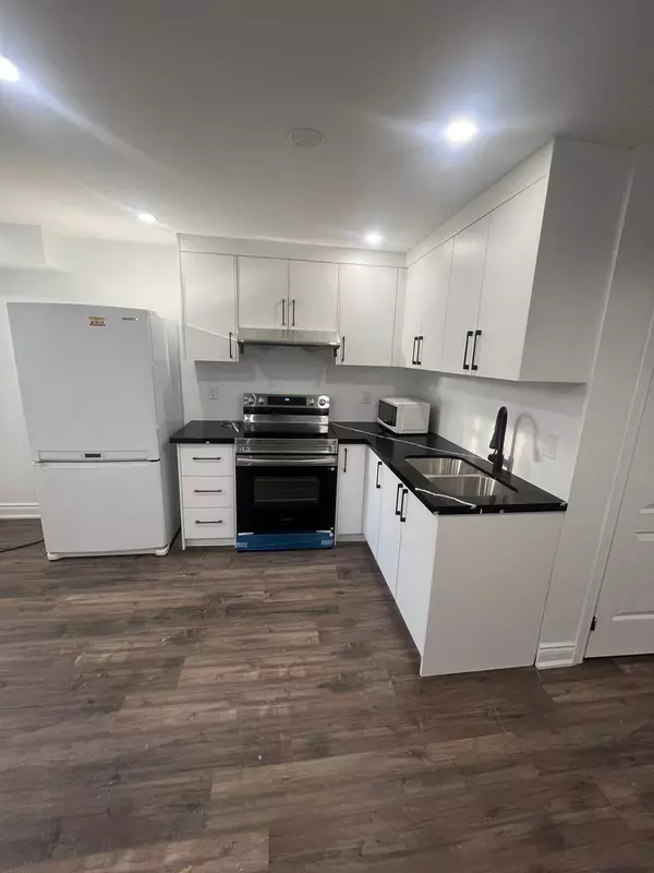 Brampton, ON L7A 3N4,69 Jessop DR #BSMT