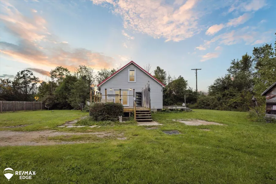 4060 Columbiaville RD, Columbiaville, MI 48421